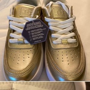 DC Gold Skateboard shoes